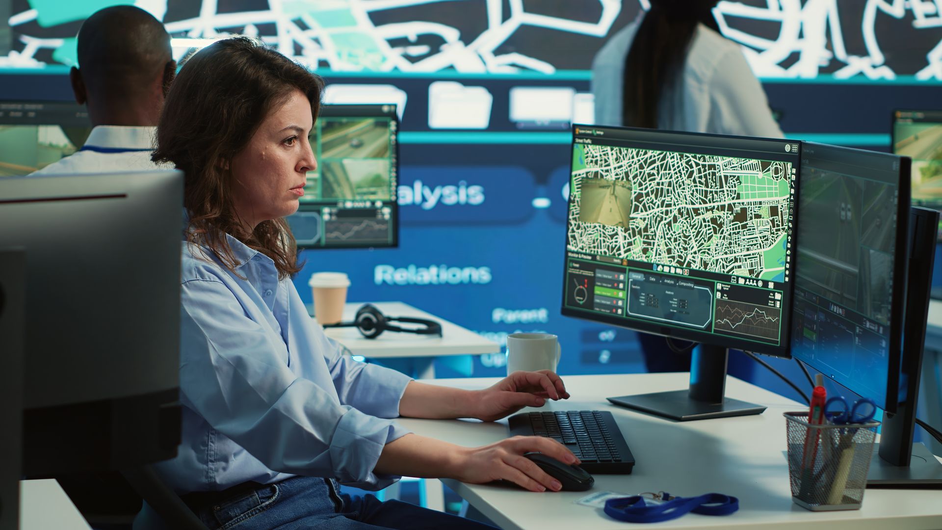 MaliaTrack GPS Tracking System monitoring room